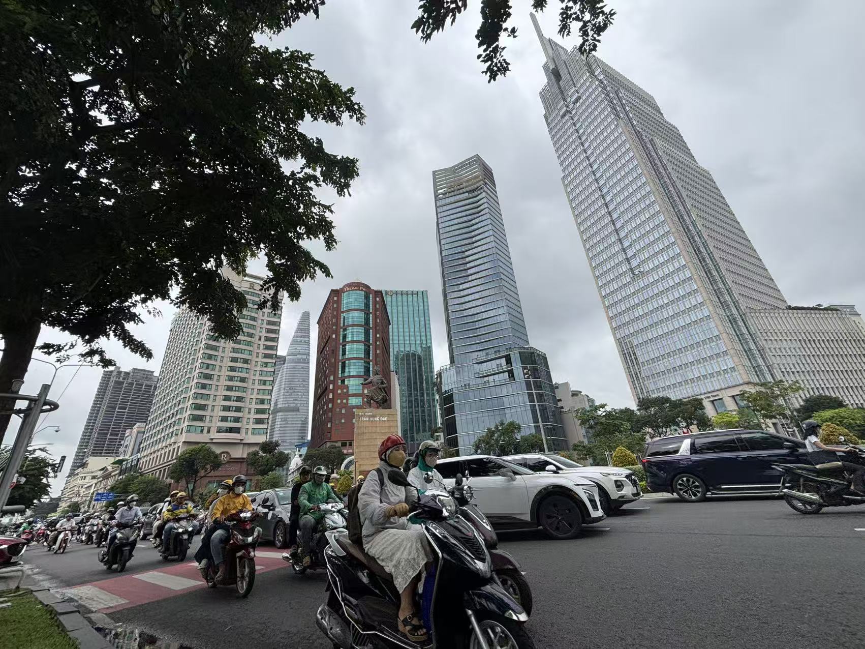 越南胡志明市街景。拍摄/第一财经记者王珍